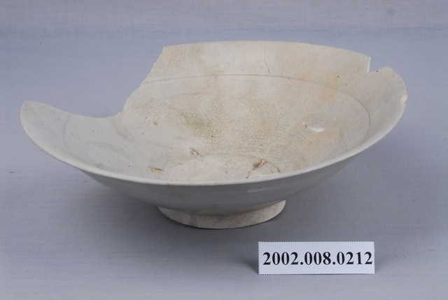 素面弦紋大碗殘件 (共4張)