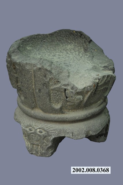 大型石臼殘件 (共2張)