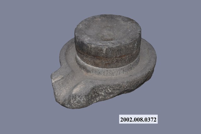 小型石磨 (共2張)