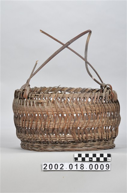 劉氏宗祠藤籃 (共3張)