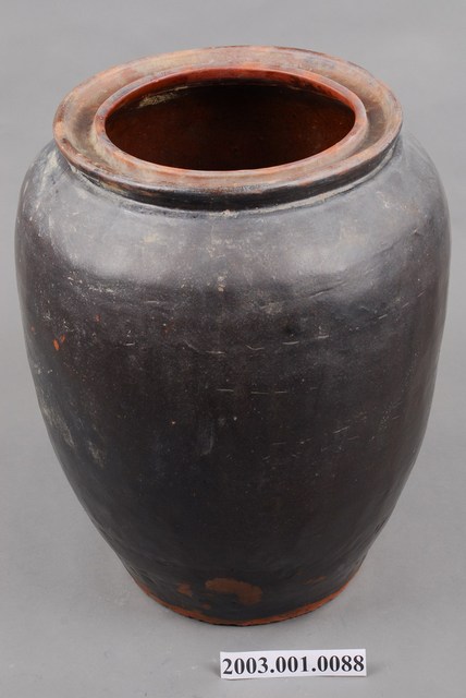 黑釉素面水缸 (共2張)