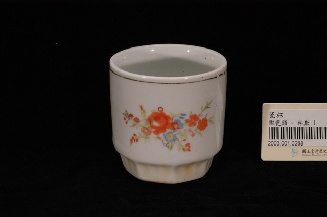 銅版轉印花卉茶杯 (共9張)