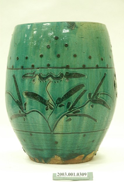 蟲草金錢紋綠釉鼓凳 (共9張)