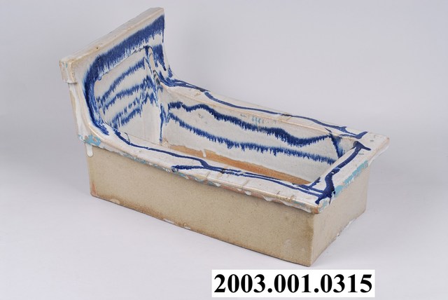 青花瓷波紋馬桶 (共2張)