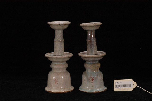 灰青釉冰裂紋燭臺組 (共3張)