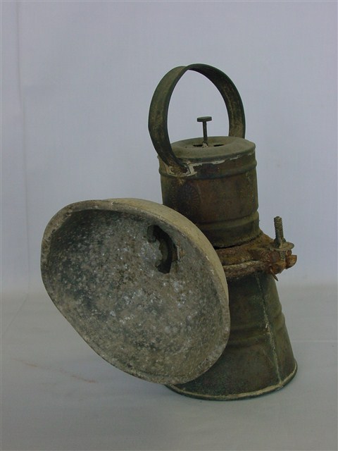 銅皮電石燈 (共10張)