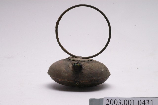 銅製環形鈕油燈壺組 (共1張)