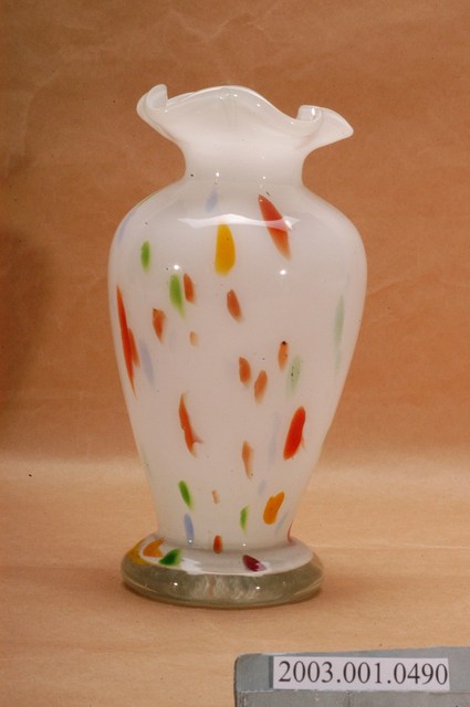 白底攪料玻璃花瓶 (共7張)