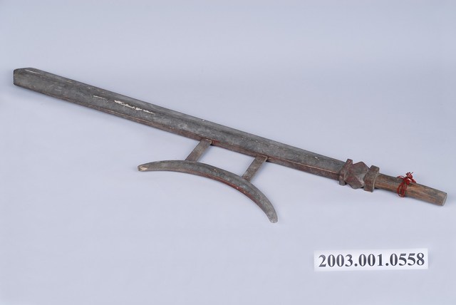 木製月牙戟 (共3張)