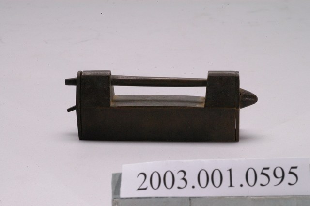 紅銅廣鎖 (共17張)