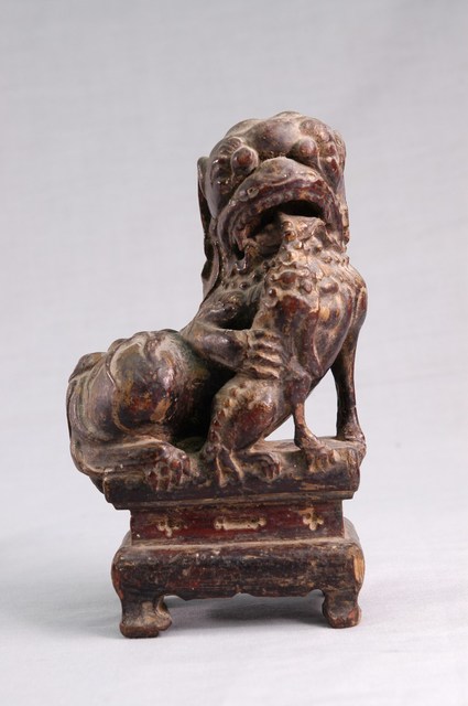 木雕母獅 (共2張)