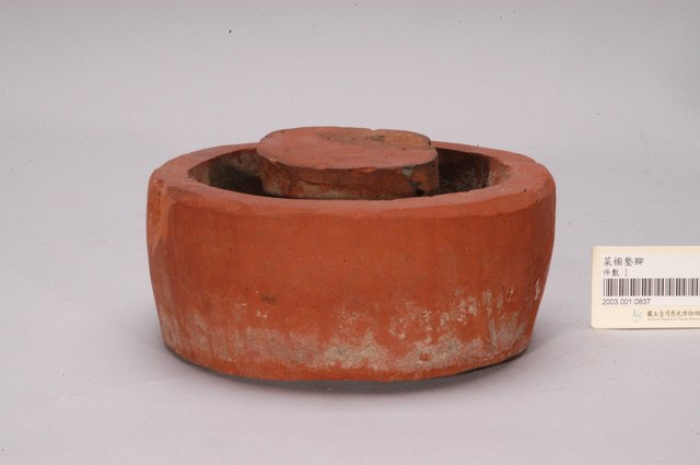 歸仁窯素燒紅陶桌腳墊 (共9張)