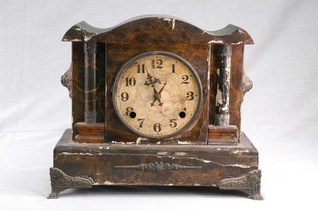 德國製仿石紋木座鐘 (共34張)