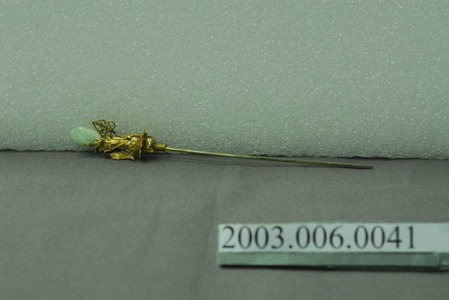 花苞玉石蓮座簪 (共8張)