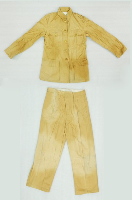 卡其色棉質警服衣褲套裝 (共3張)