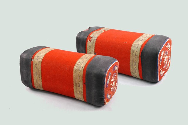 臺中霧峰花鳥紋大紅枕頭 (共1張)