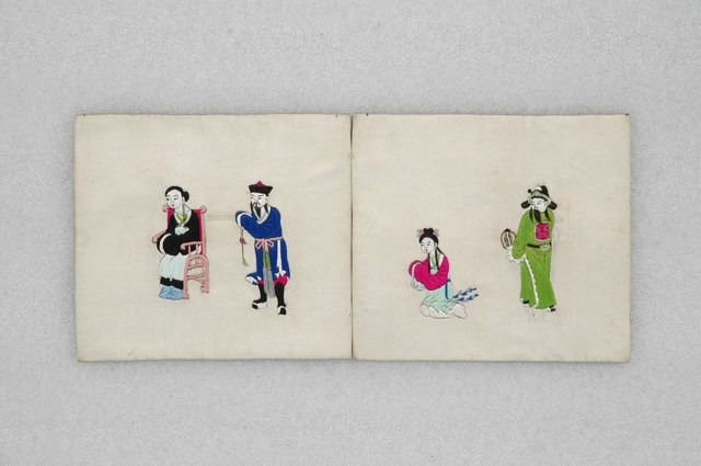 白底人物紋枕頭繡片 (共2張)