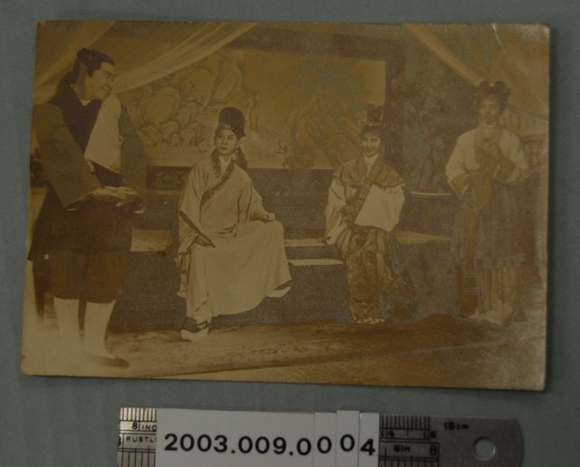 《梁山伯與祝英台》電影劇照 (共4張)