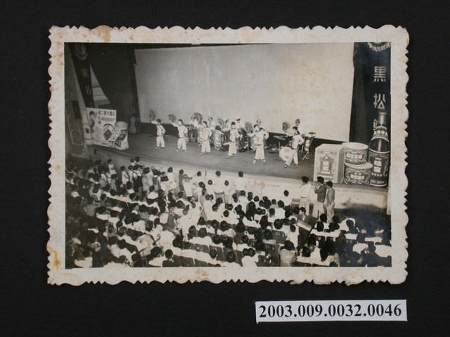 照片:(黑松)舞蹈表演 (共1張)