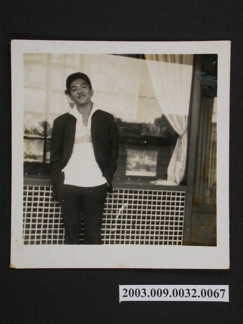 照片:男獨照 (共1張)