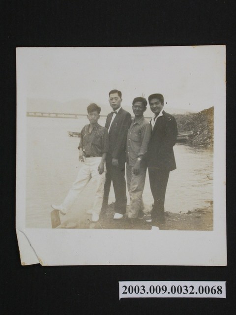 照片:男合照(四人) (共1張)