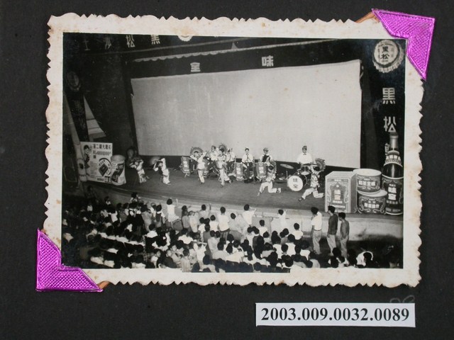 照片:舞蹈表演 (共2張)