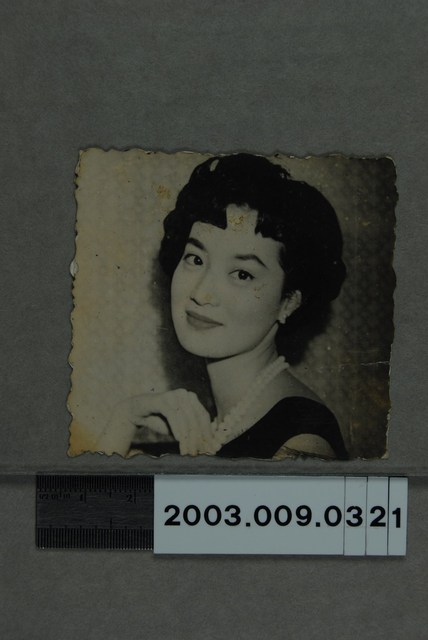 尤敏明星照 (共3張)