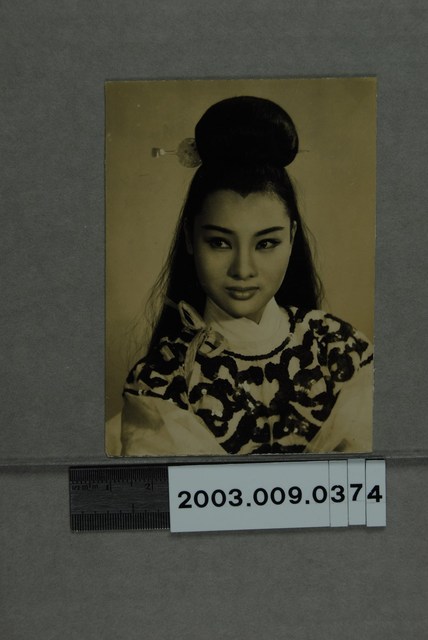 歌仔戲女演員明星照 (共2張)