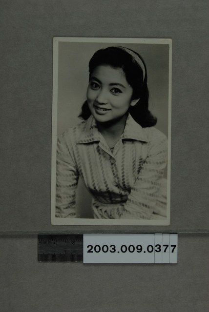 女明星照 (共2張)