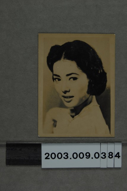 葛蘭明星照 (共3張)