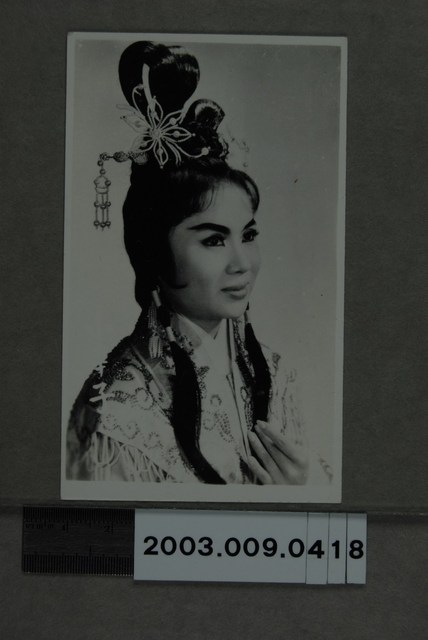 歌仔戲女演員明星照 (共2張)