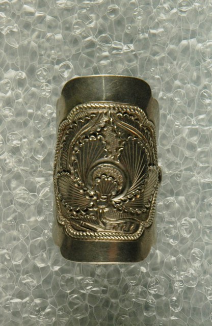 鳳凰浮雕造型金屬戒指 (共2張)