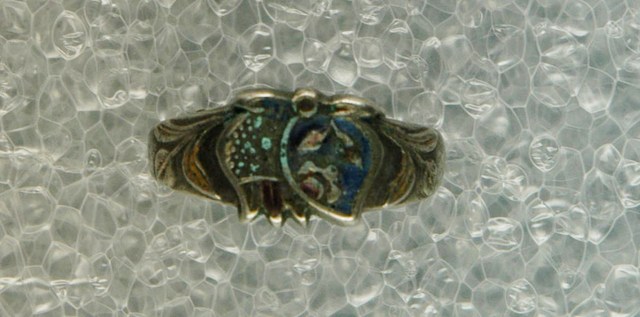 壽桃造型金屬戒指 (共2張)