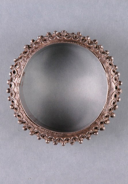 金屬鑲珠手鐲 (共4張)