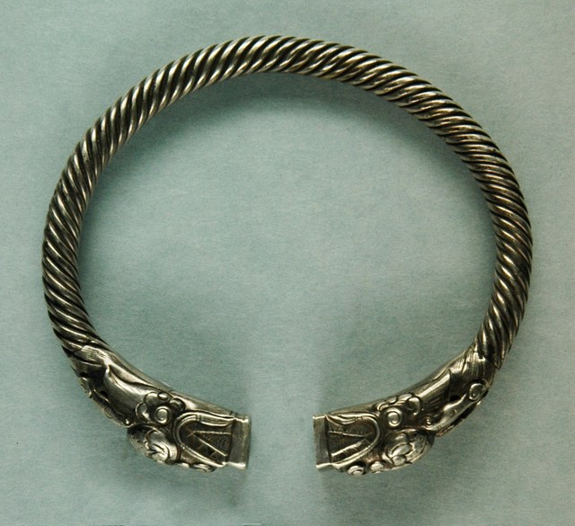 雙龍造型金屬手鐲 (共4張)