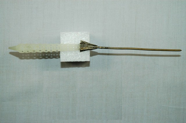 雕花白玉金屬簪 (共2張)