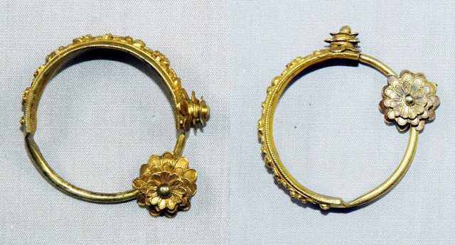 鎏金花朵耳環1對 (共2張)