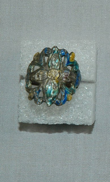 雕花造型金屬戒指 (共2張)