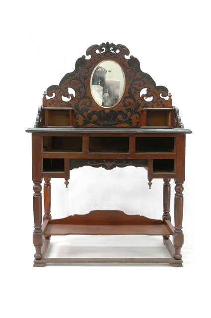 木製梳粧桌體 (共2張)