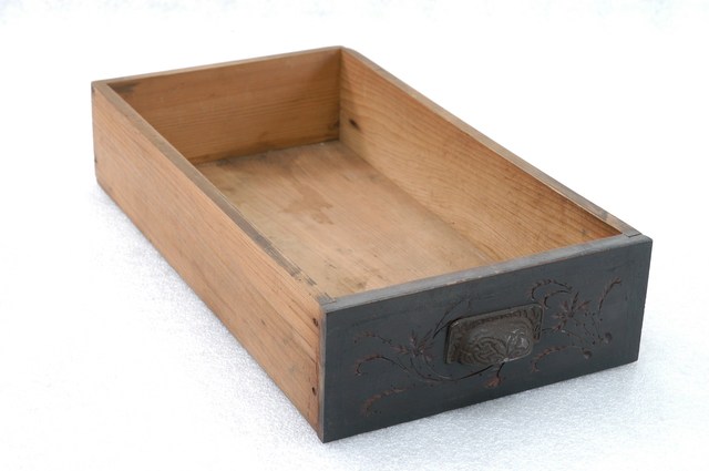 木製梳粧桌下層左上抽屜 (共2張)