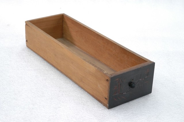 木製梳粧桌下層左下抽屜 (共2張)