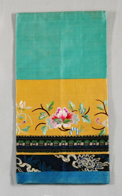 絲緞拼接彩繡飾褲 (共2張)