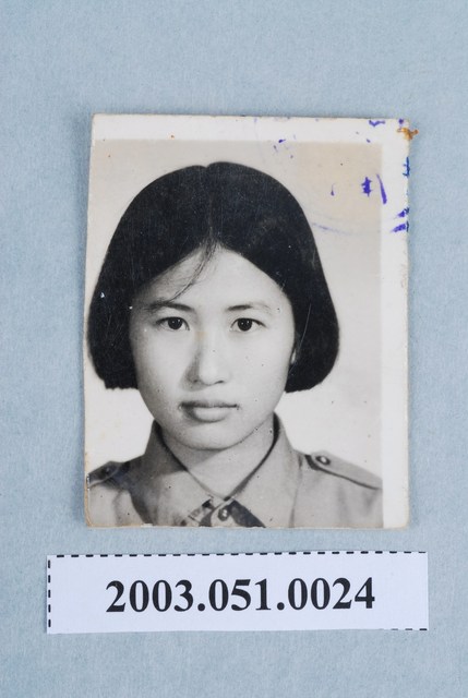 女子大頭照 (共1張)