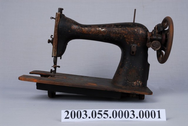 勝家牌手搖式縫紉機 (共5張)