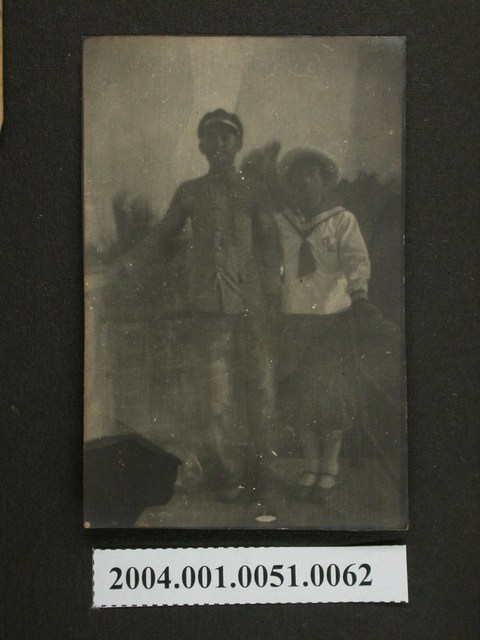 男女合照 (共1張)