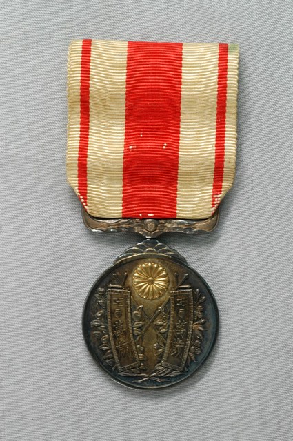 大正天皇即位大禮紀念章 (共2張)