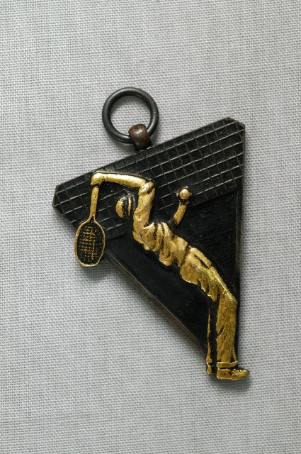 第四回全臺灣男子中等學校軟式庭球大會紀念徽章 (共5張)