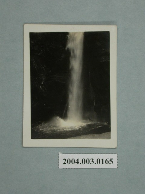 瀑布風景 (共1張)