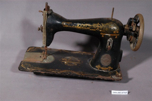 手搖式縫紉機 (共5張)