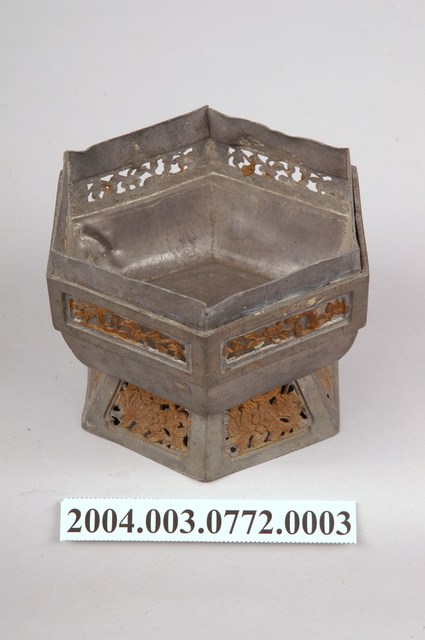 錫製粉盒底層 (共2張)